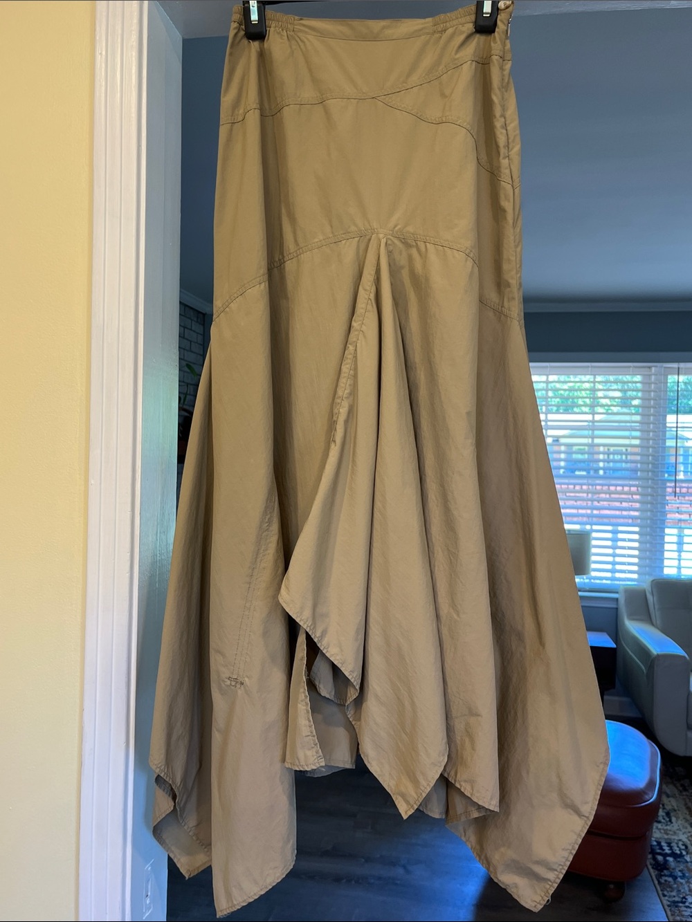 Hannah for La Journee Asymmetrical Tan Handkerchief Hem Skirt Size 1